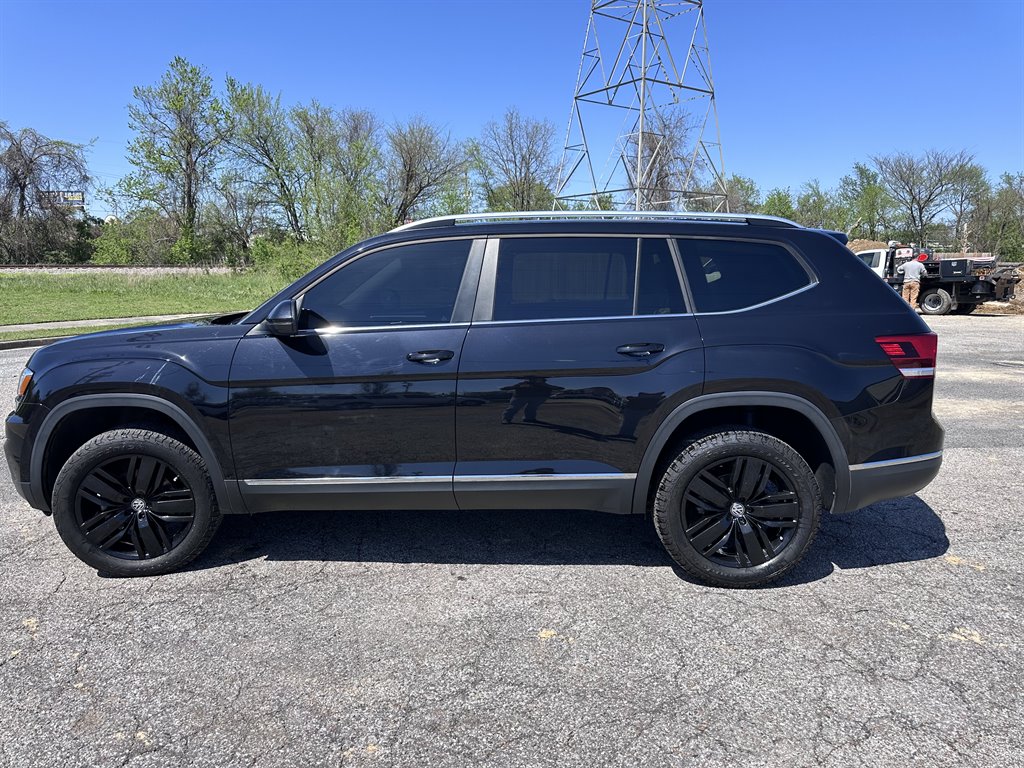2018 Volkswagen Atlas SEL photo