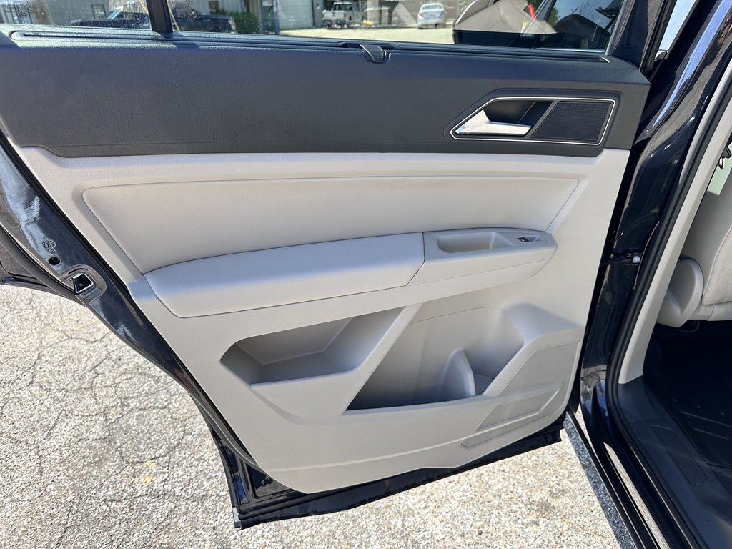 2018 Volkswagen Atlas SEL photo
