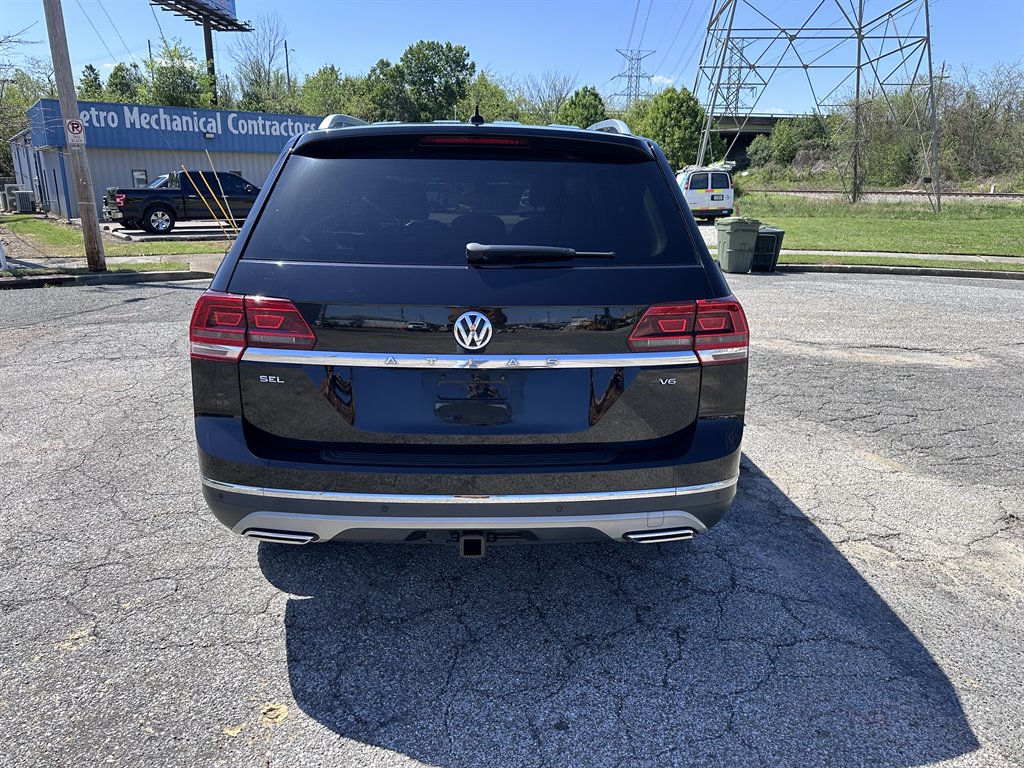 2018 Volkswagen Atlas SEL photo