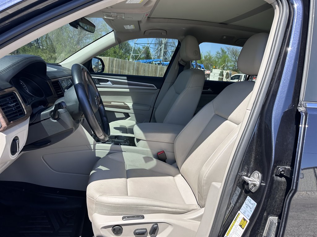 2018 Volkswagen Atlas SEL photo