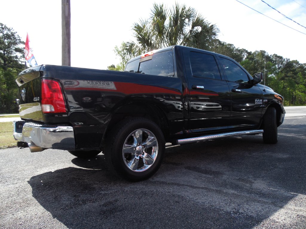2016 RAM 1500 SLT photo