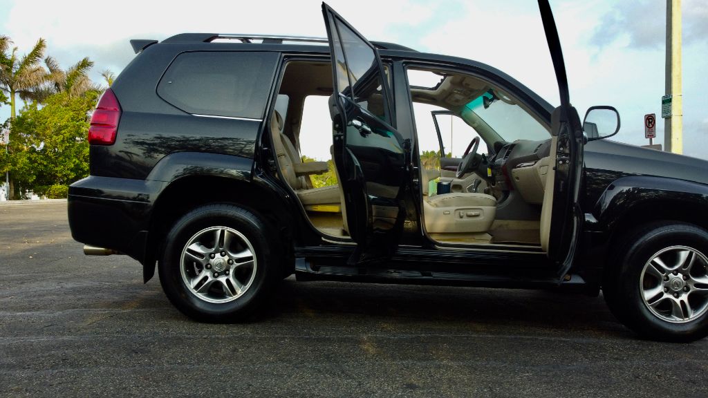 2008 Lexus GX - $17,900