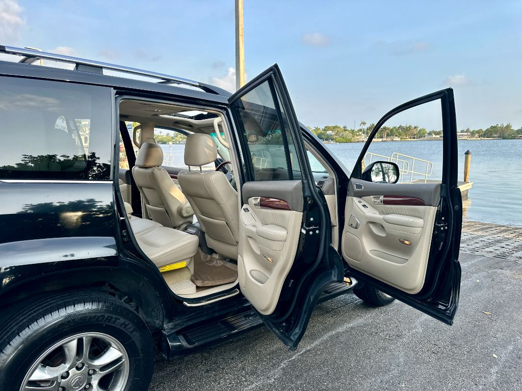 2008 Lexus GX - $17,900