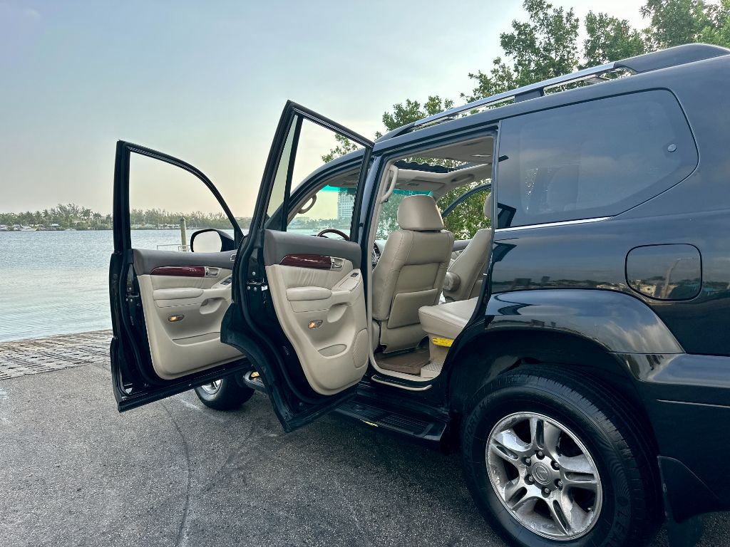 2008 Lexus GX - $17,900