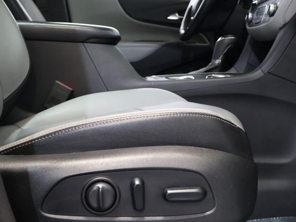 2020 Chevrolet Equinox - $17,900