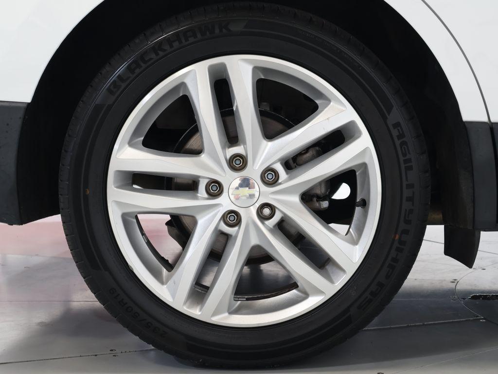 2020 Chevrolet Equinox - $17,900