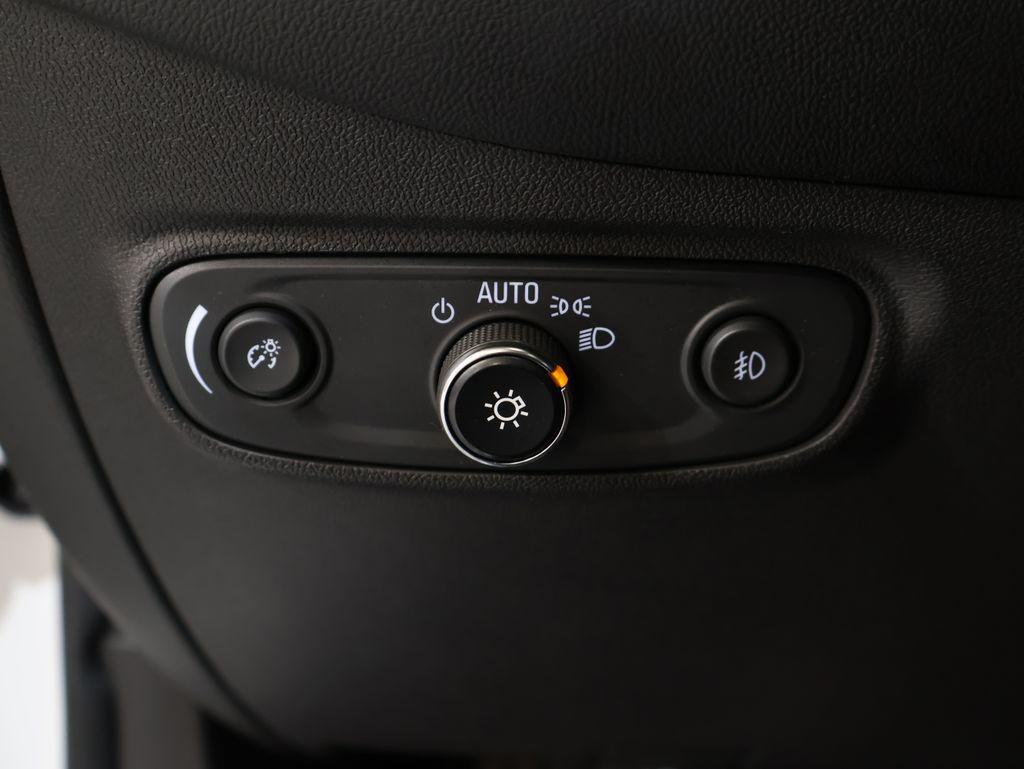 2020 Chevrolet Equinox - $17,900