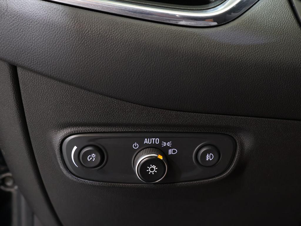 2021 Chevrolet Equinox - $24,200