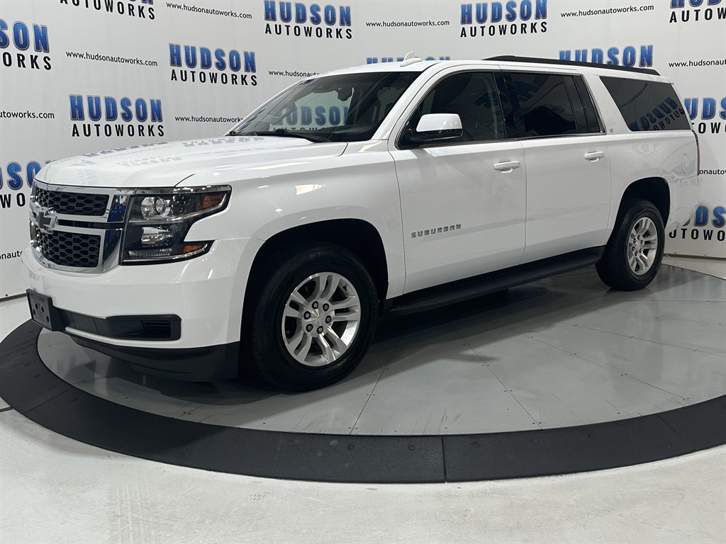 2020 Chevrolet Suburban 1500 LT photo