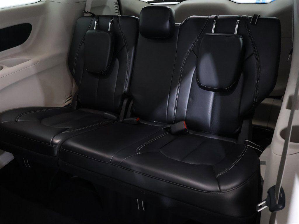2023 Chrysler Pacifica - $33,200