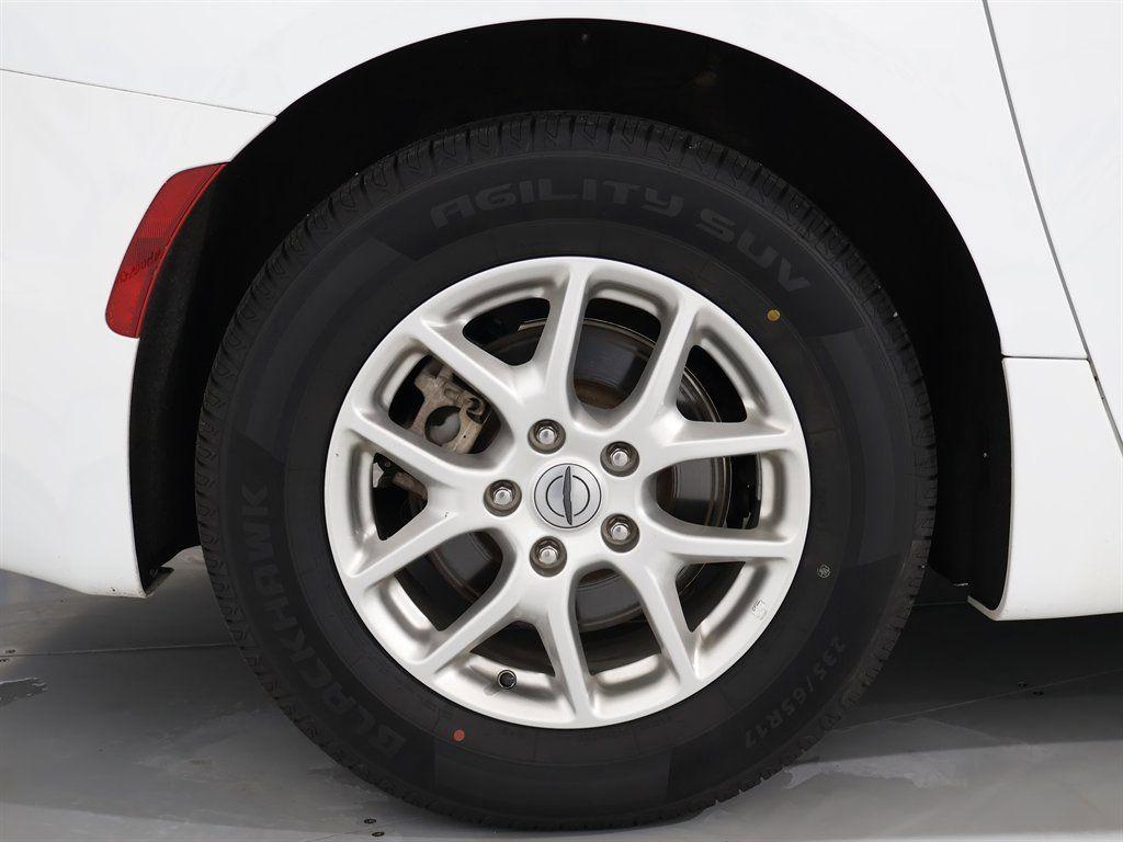 2023 Chrysler Pacifica - $33,200