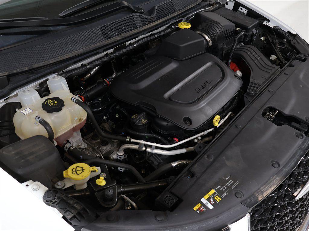 2023 Chrysler Pacifica - $33,200