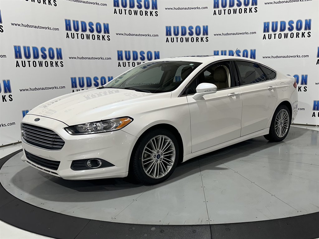 2015 Ford Fusion SE photo