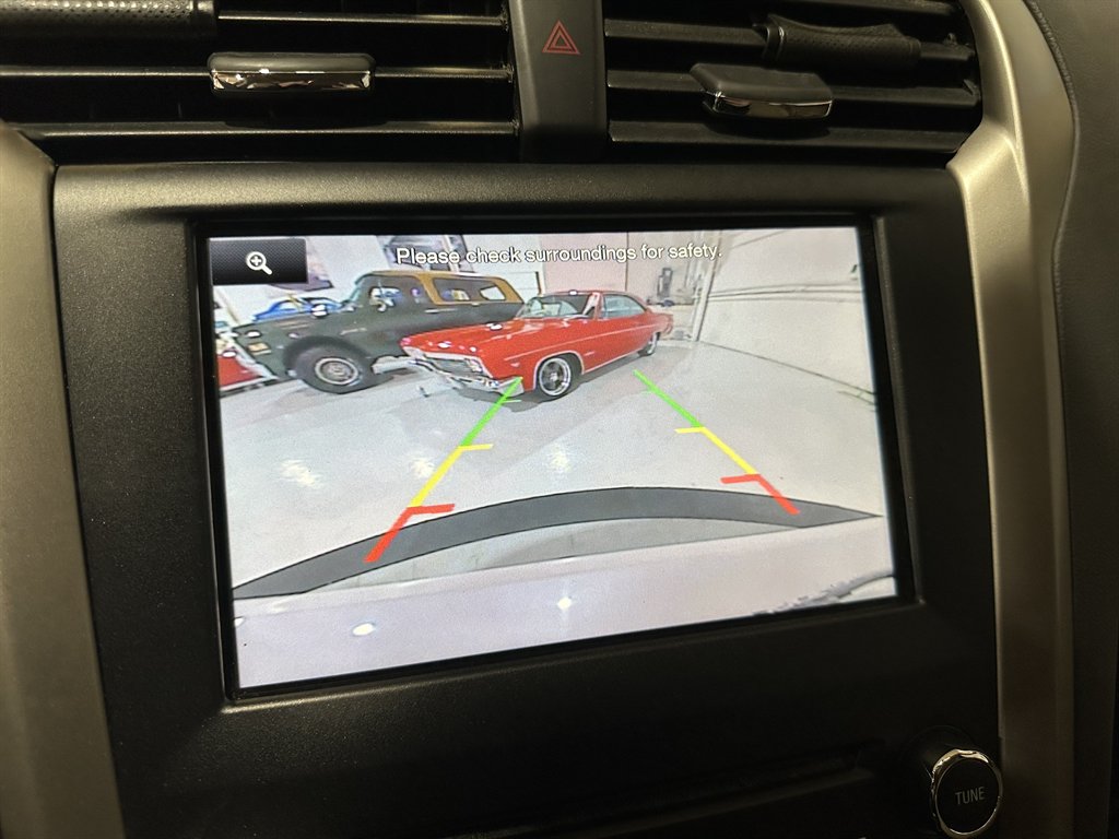 2015 Ford Fusion SE photo