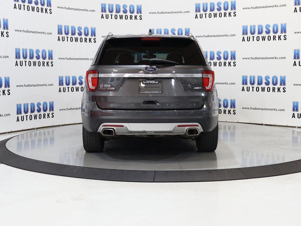 2016 Ford Explorer - $20,700
