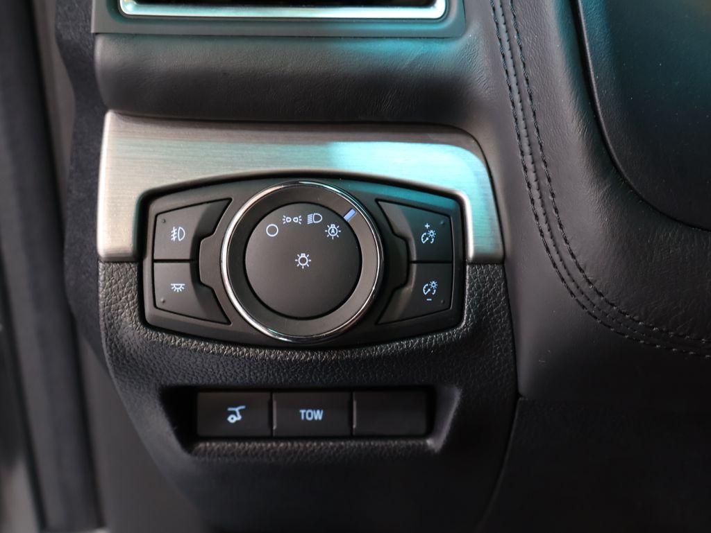 2016 Ford Explorer - $20,700