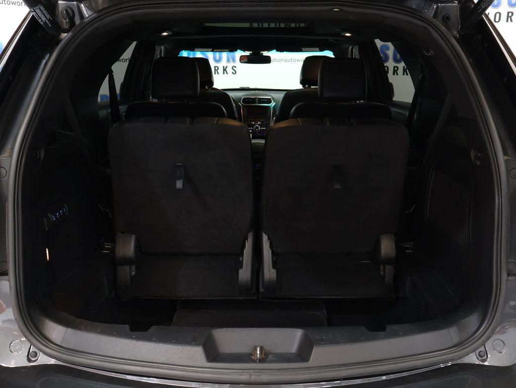 2016 Ford Explorer - $20,700