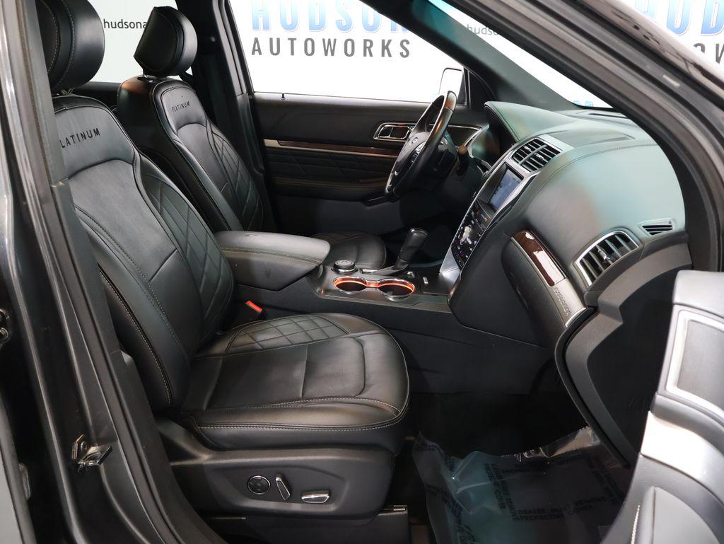 2016 Ford Explorer - $20,700