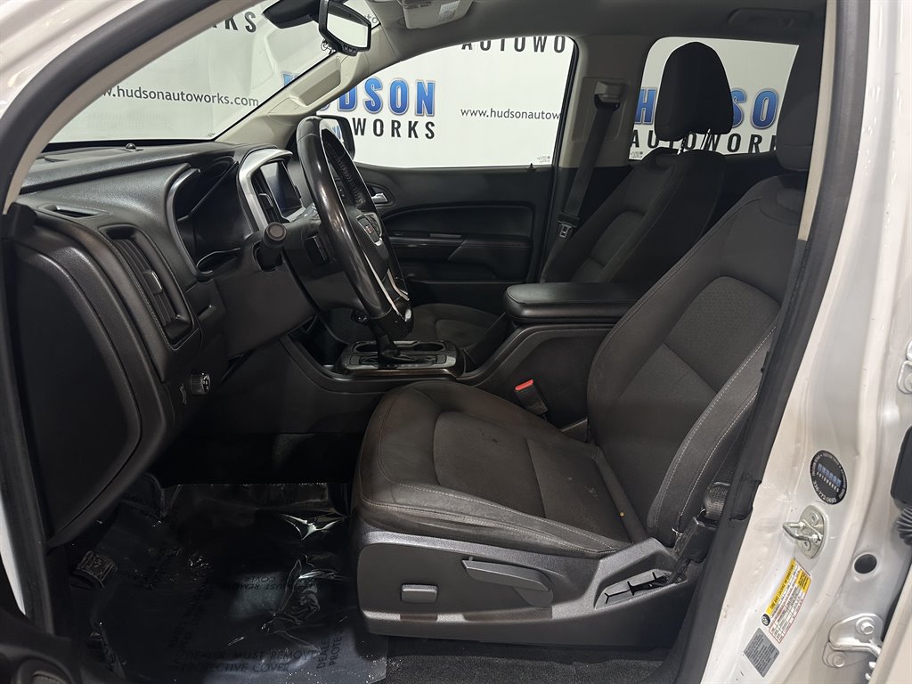 2016 GMC Canyon SLE photo