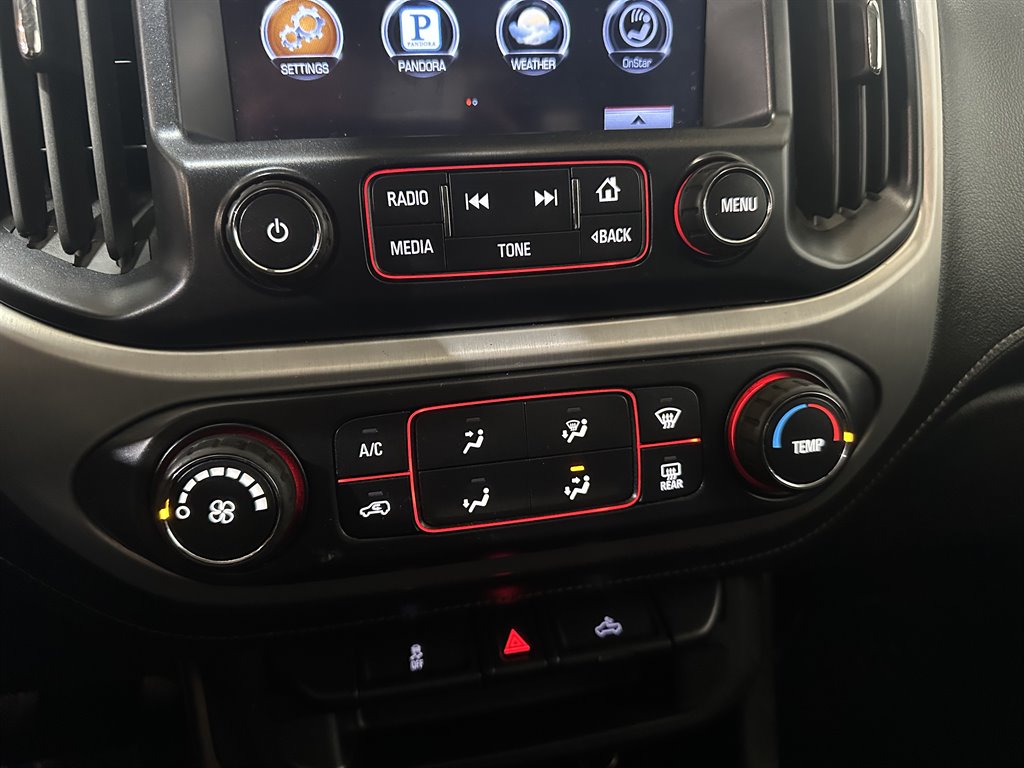 2016 GMC Canyon SLE photo