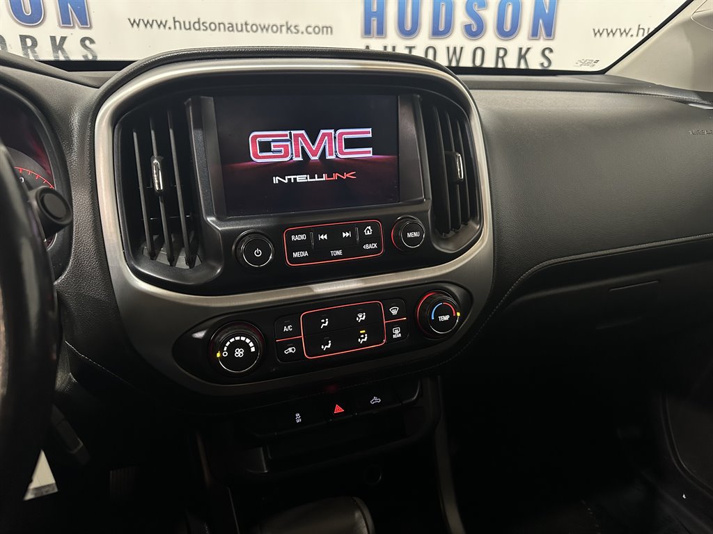 2016 GMC Canyon SLE photo