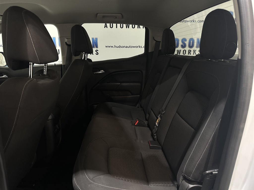 2016 GMC Canyon SLE photo