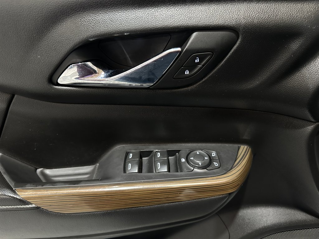 2017 GMC Acadia SLE1 photo