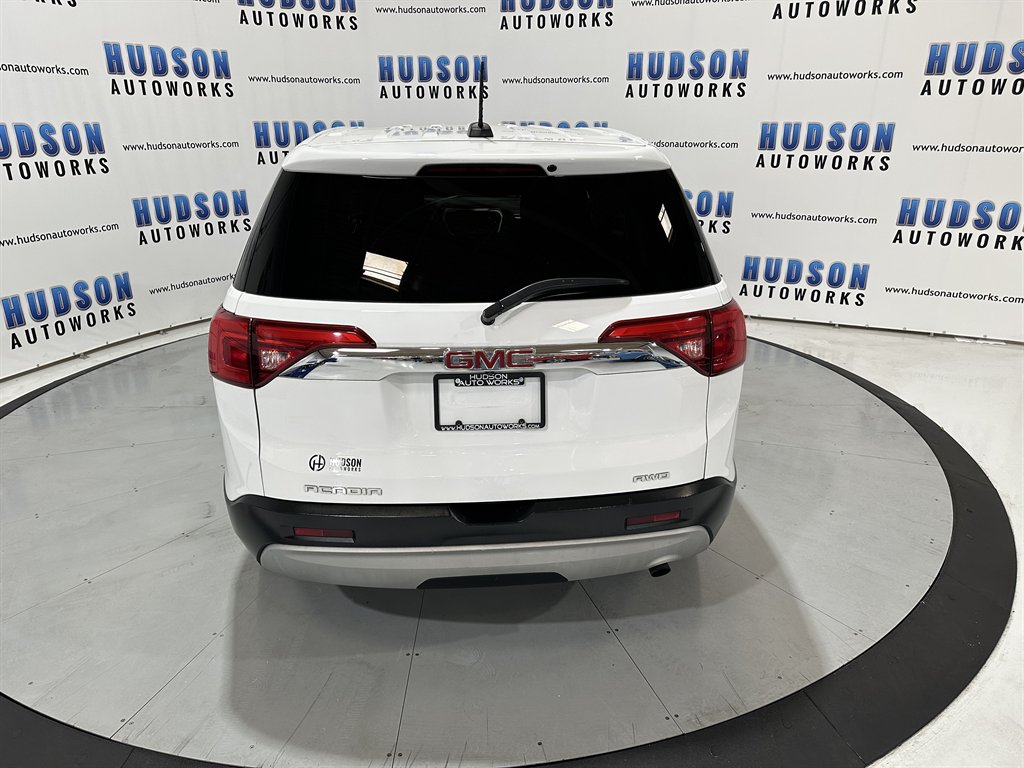 2017 GMC Acadia SLE1 photo
