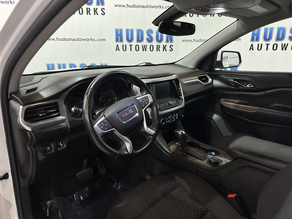 2017 GMC Acadia SLE1 photo