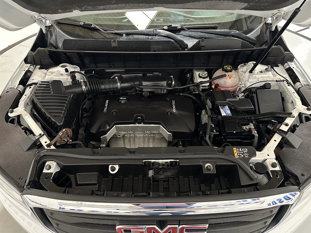 2017 GMC Acadia SLE1 photo