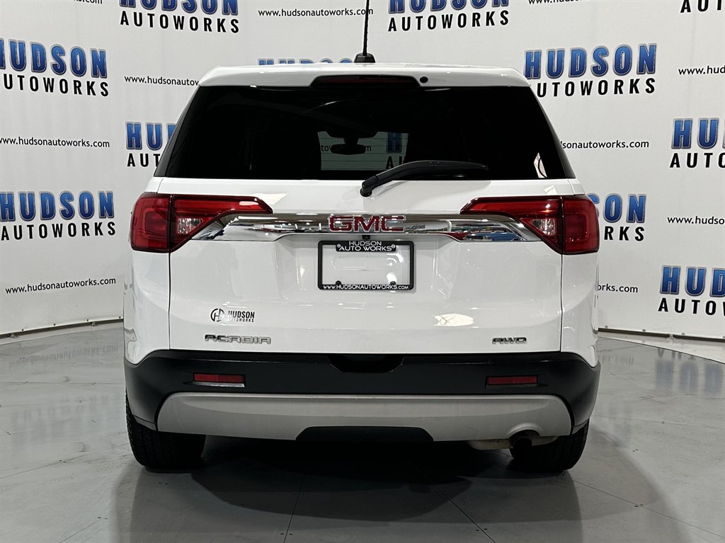 2017 GMC Acadia SLE1 photo
