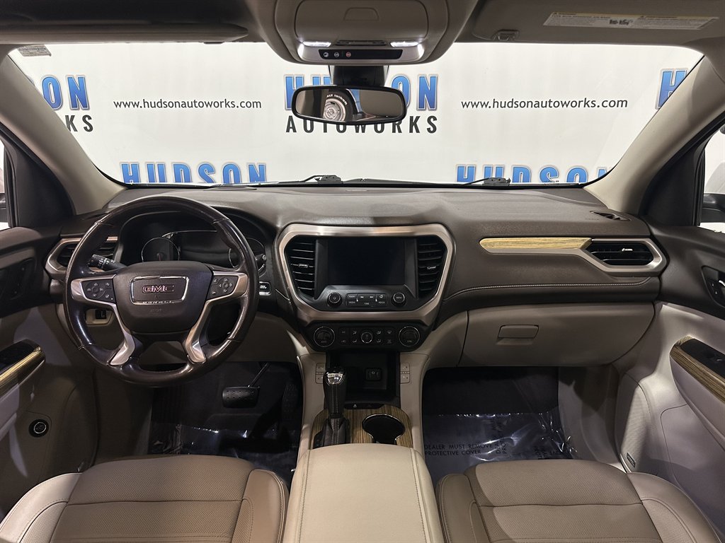2019 GMC Acadia Denali photo