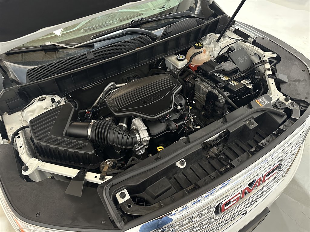 2019 GMC Acadia Denali photo