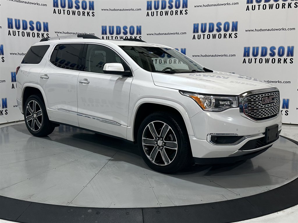 2019 GMC Acadia Denali photo