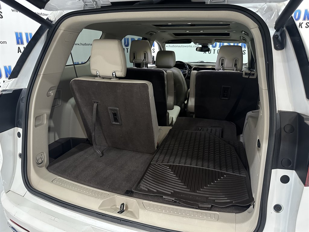2019 GMC Acadia Denali photo