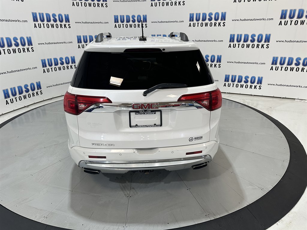2019 GMC Acadia Denali photo