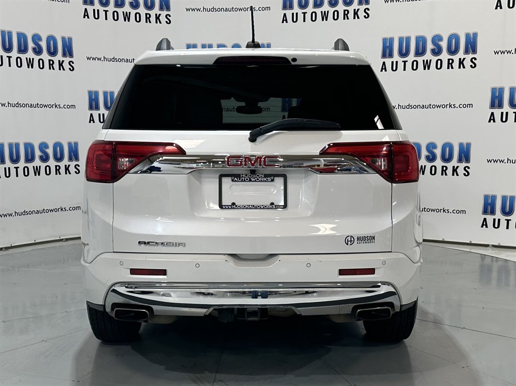 2019 GMC Acadia Denali photo