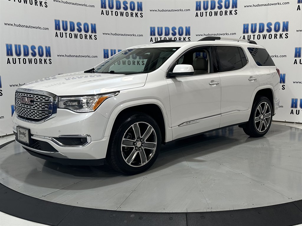 2019 GMC Acadia Denali photo