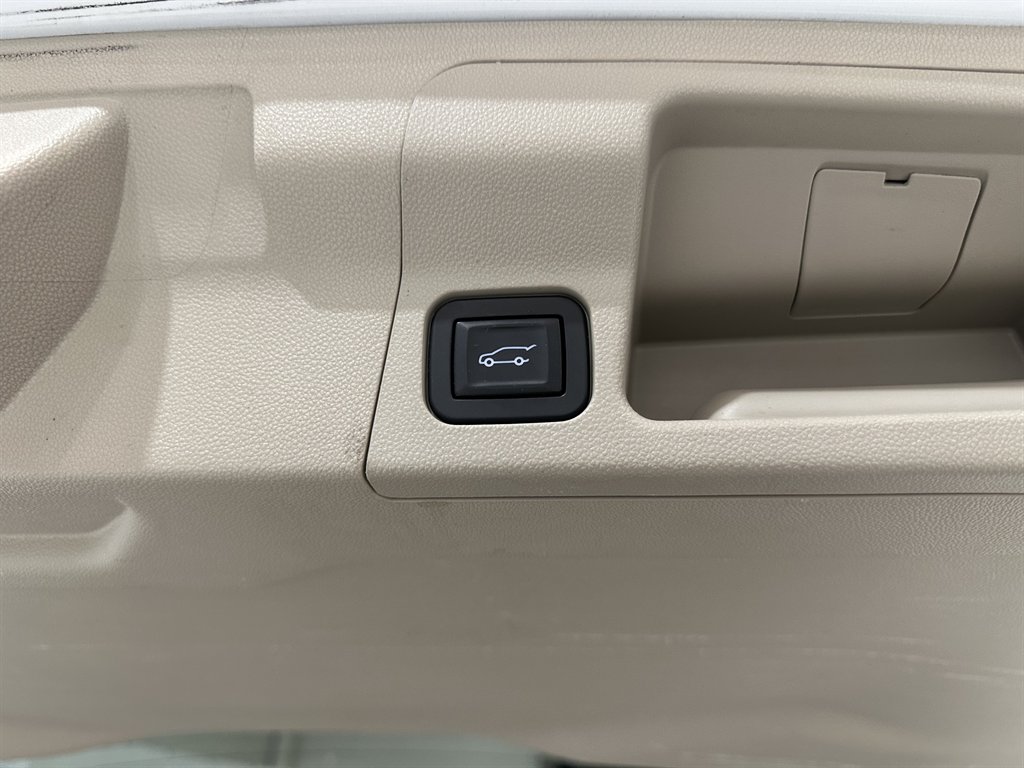 2019 GMC Acadia Denali photo