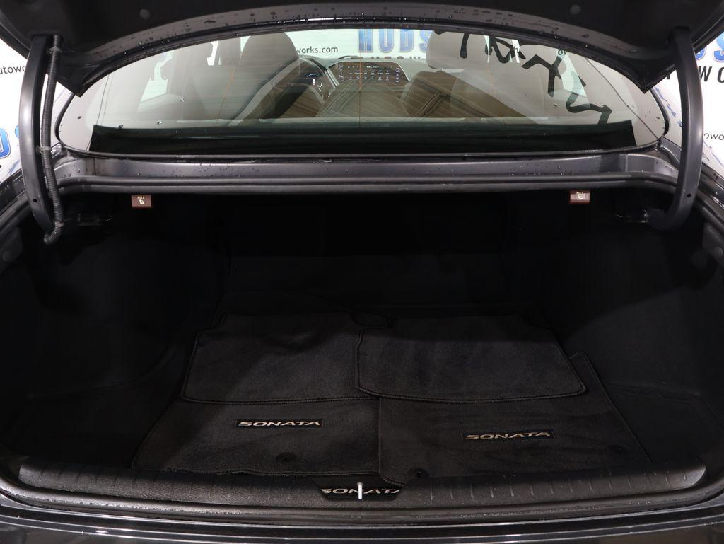 2020 Hyundai Sonata - $24,000