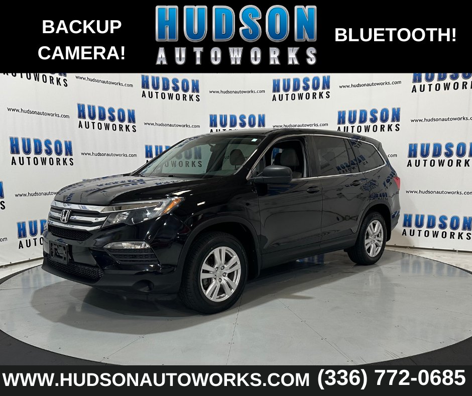 2016 Honda Pilot LX photo