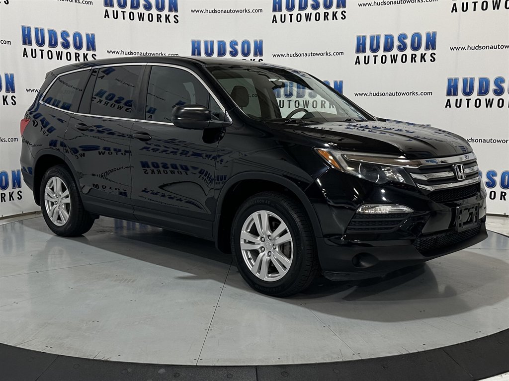 2016 Honda Pilot LX photo