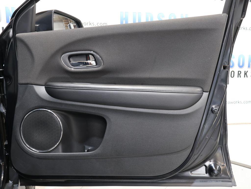 2019 Honda HR-V - $19,900