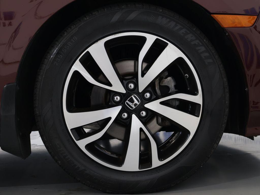 2019 Honda Odyssey - $31,100