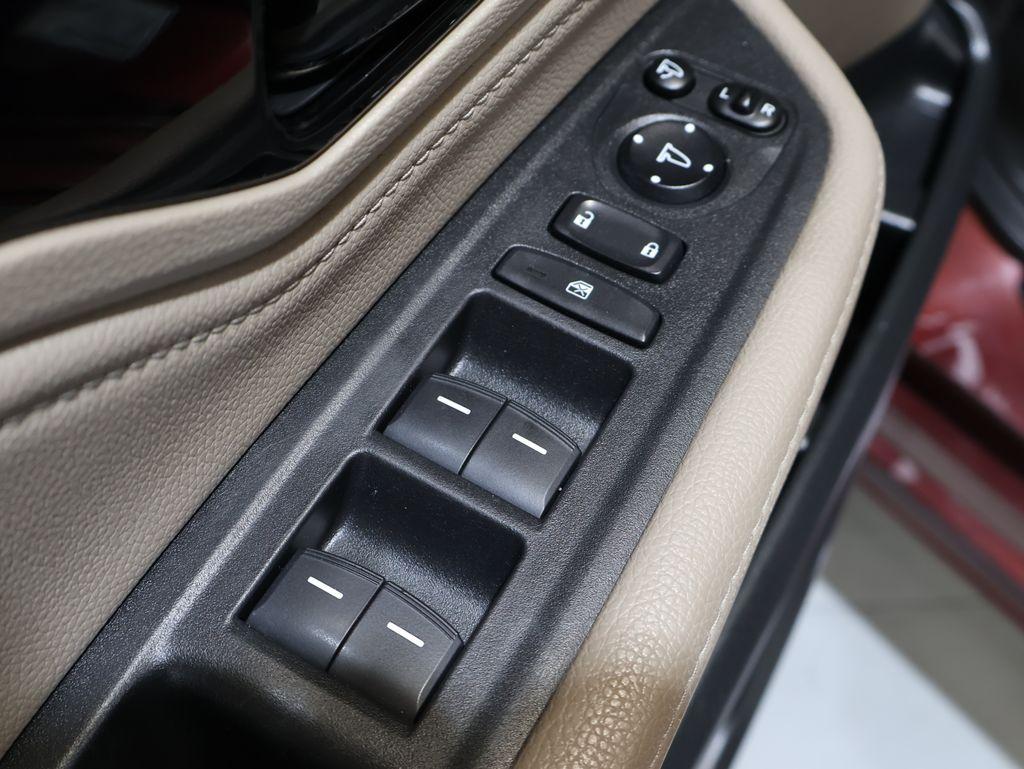 2019 Honda Odyssey - $31,100