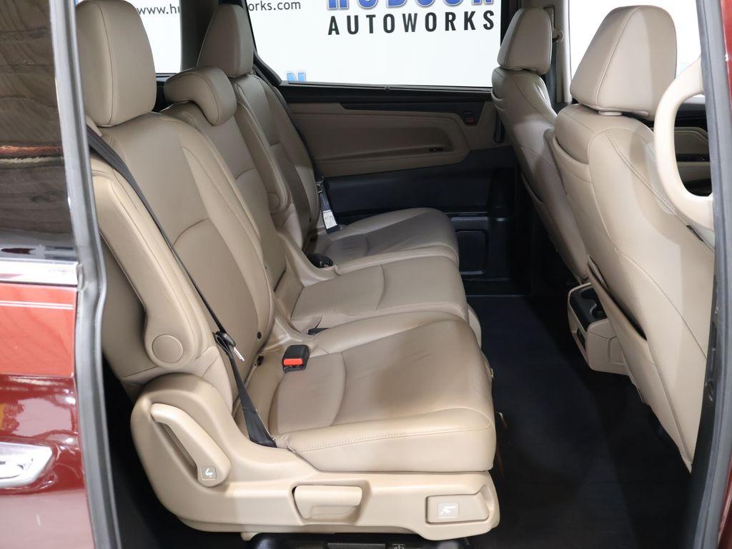 2019 Honda Odyssey - $31,100