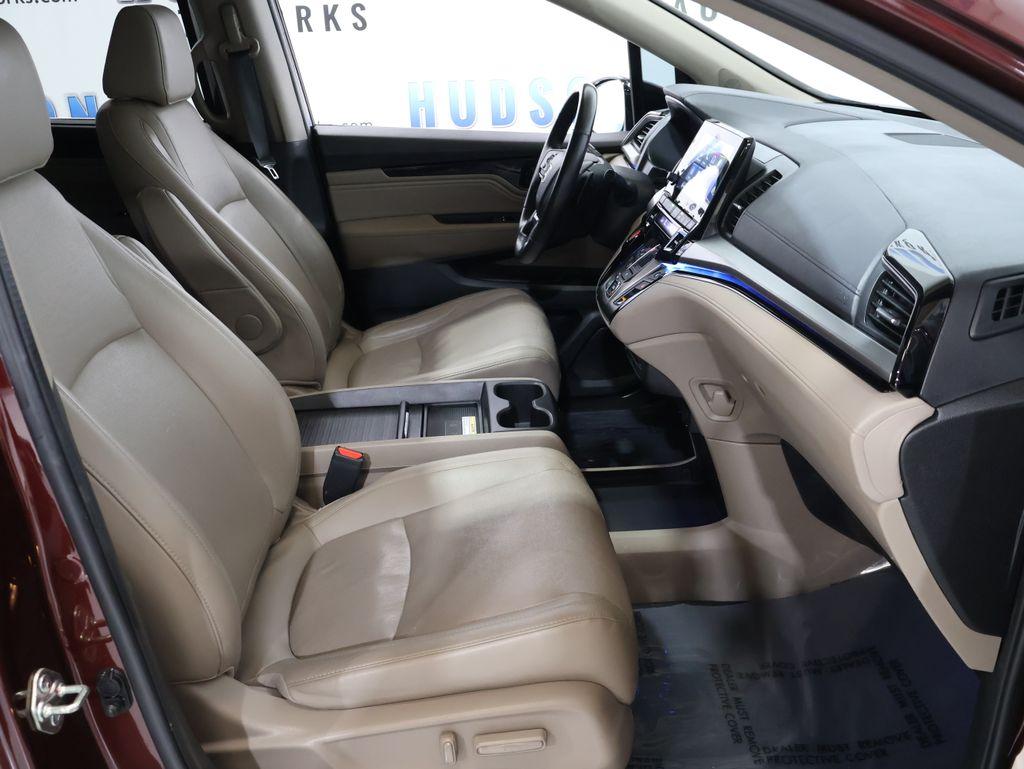 2019 Honda Odyssey - $31,100