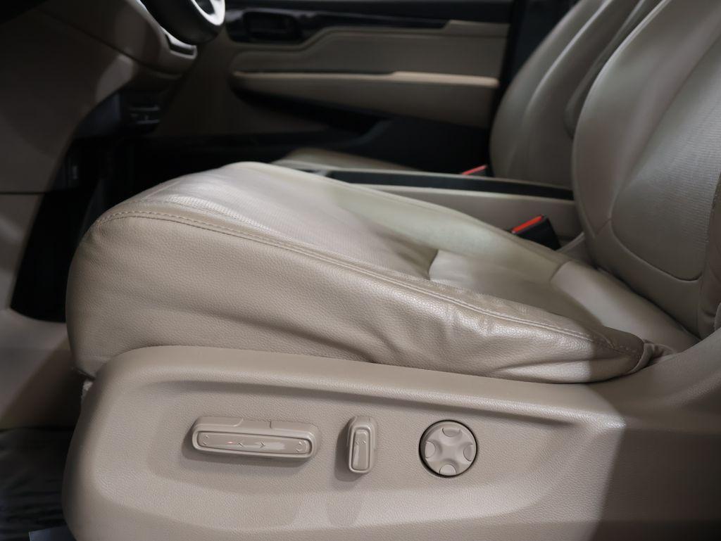 2019 Honda Odyssey - $31,100