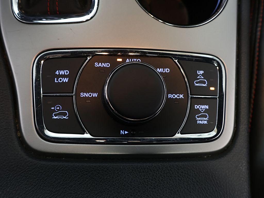 2017 Jeep Cherokee - $18,500