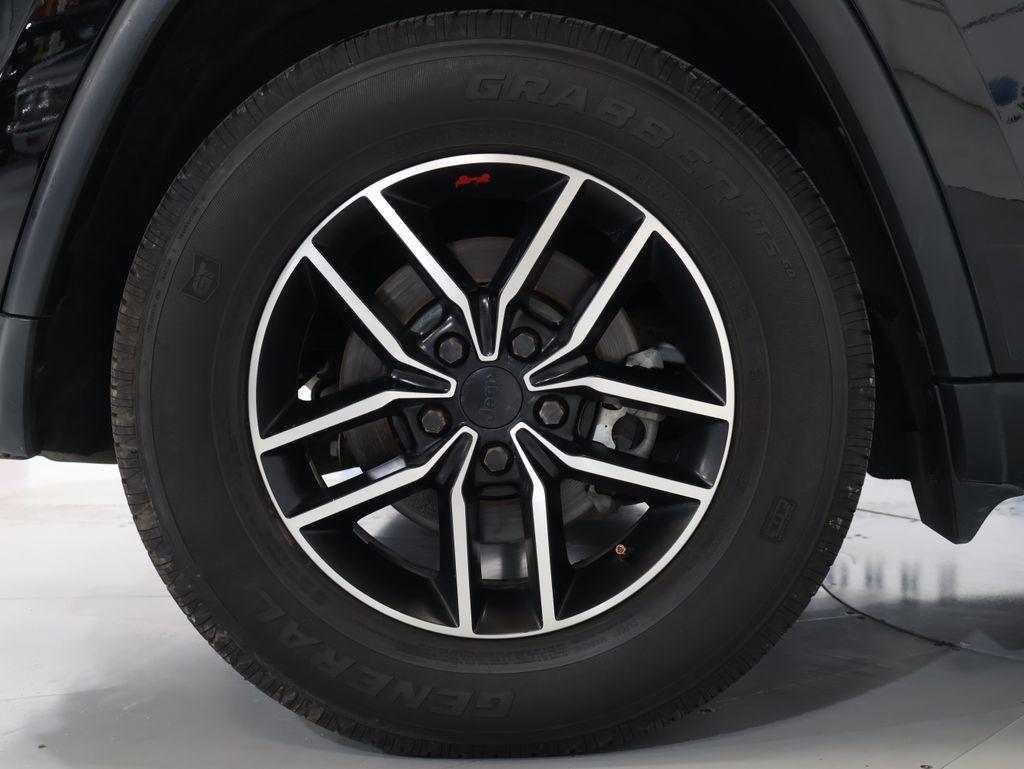 2019 Jeep Cherokee - $25,900